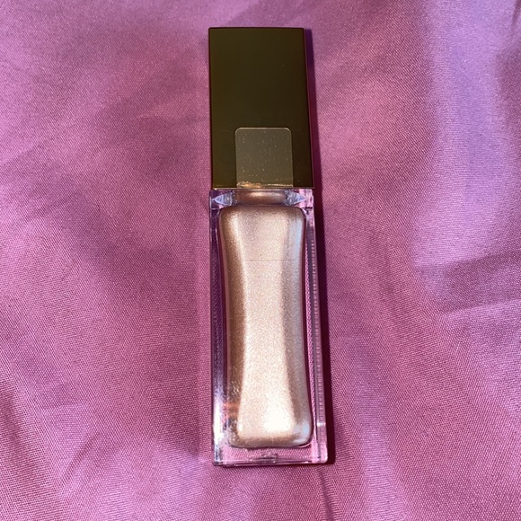GrandeGlow plumping liquid highlighter - Picture 10 of 11